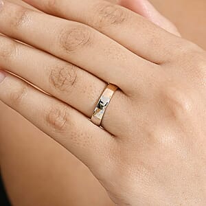 950 Platinum 3.50g and 10K Rose Gold 1.90g Band Ring (Size 5.5)