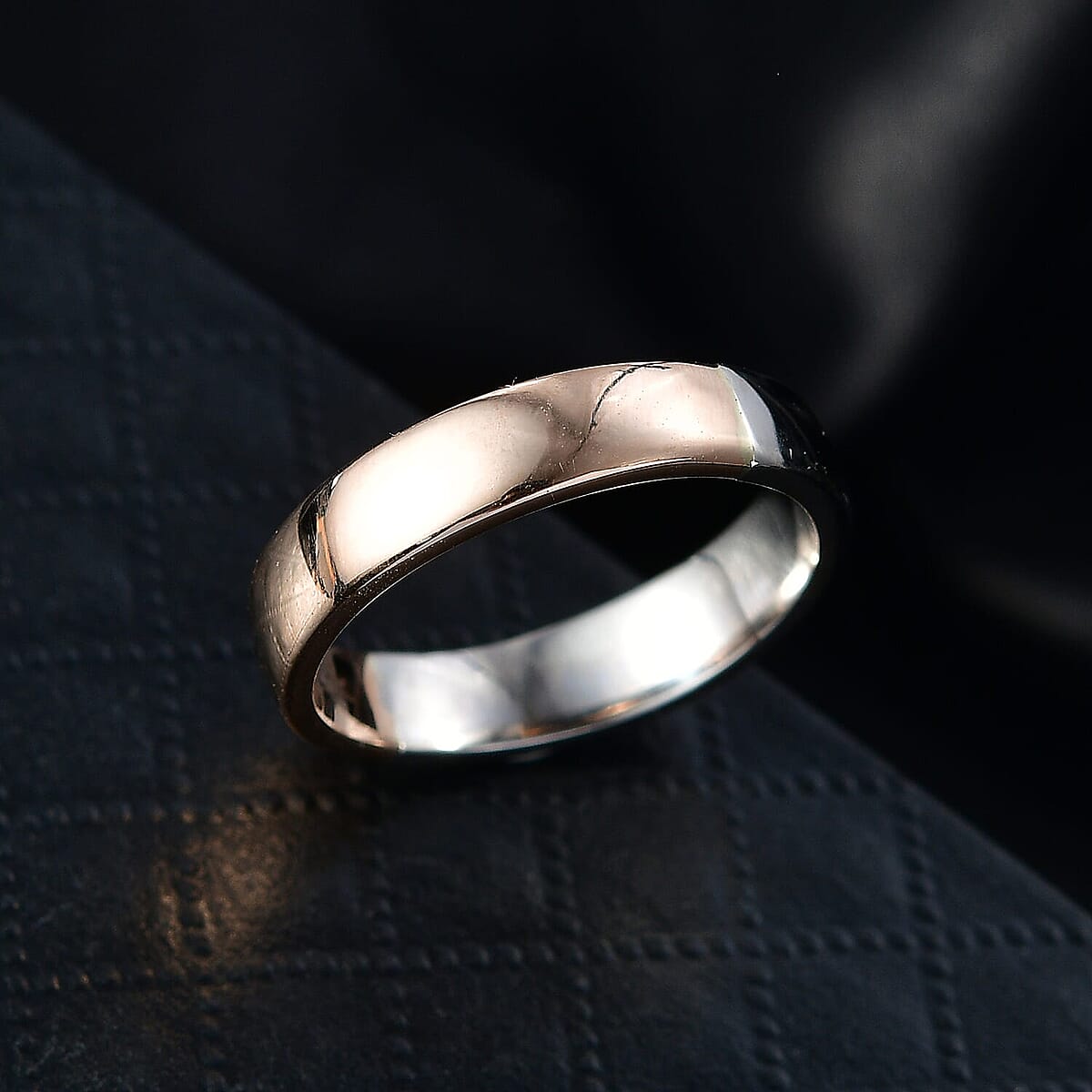 950 Platinum 3.50g and 10K Rose Gold 1.90g Band Ring (Size 6.0) image number 1