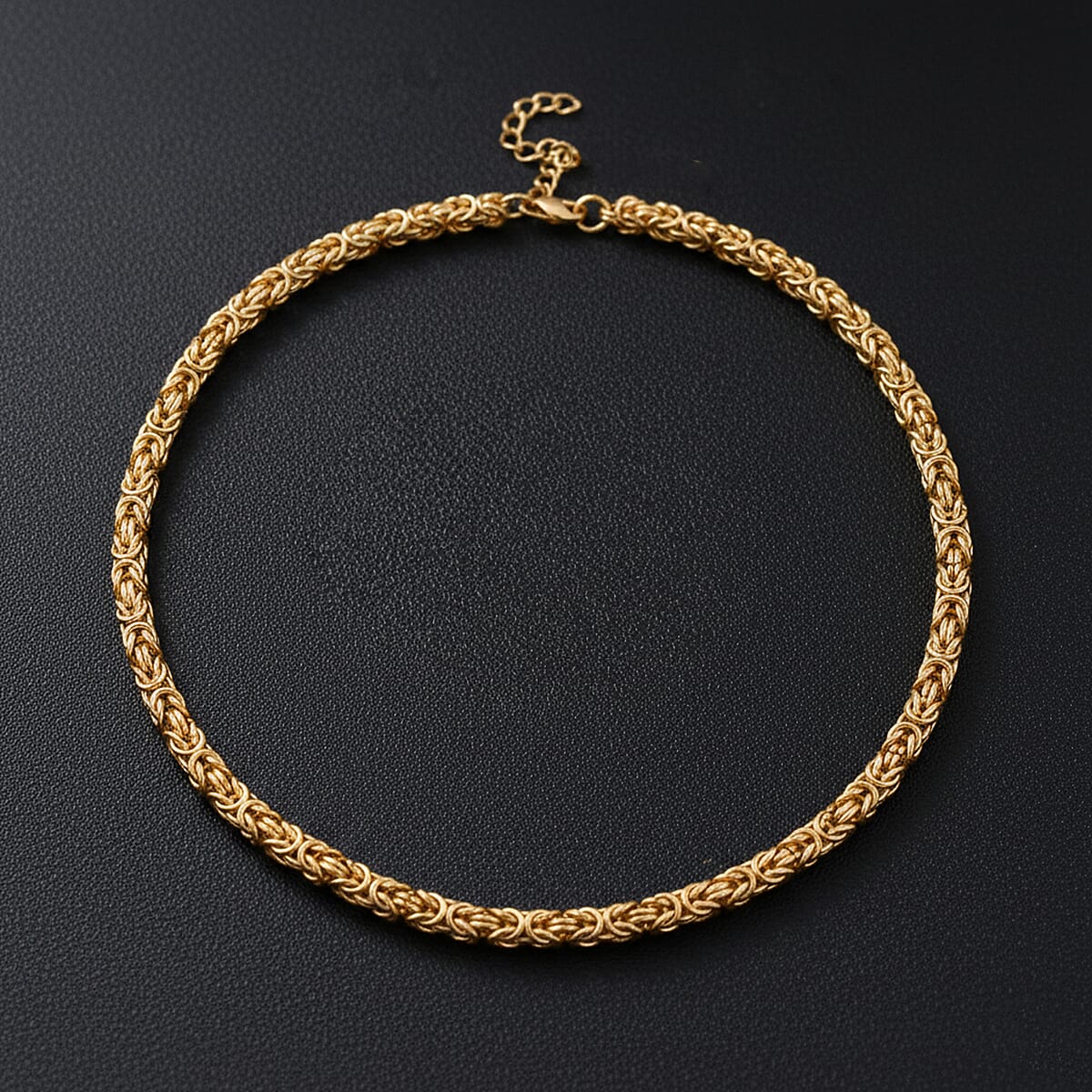 Byzantine Chain Necklace in ION Plated YG Stainless Steel 19-21 Inches image number 1