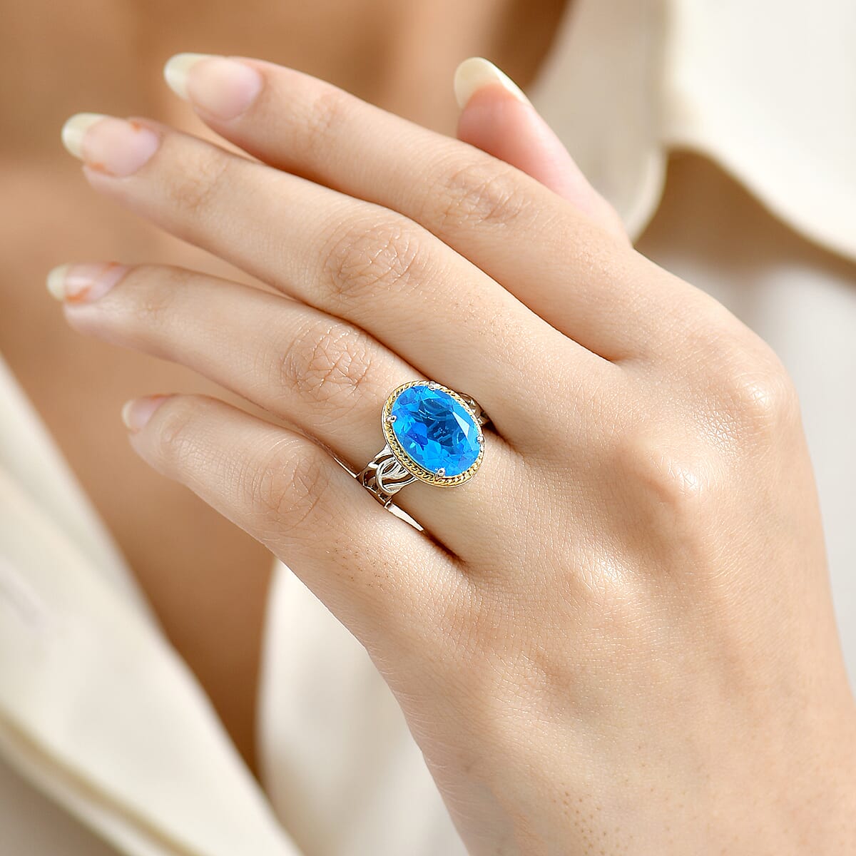 EverTrue Caribbean Quartz Ring in 18K YG Plated and Platinum Bond 5.90 ctw (Size 7.0) image number 2