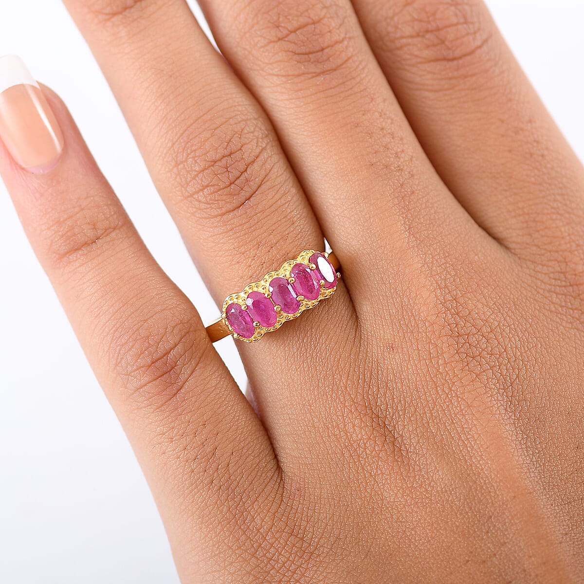 EverTrue Niassa Ruby (FF) 1.65 ctw 5 Stone Ring in 18K YG Plated (Size 10.0) image number 2