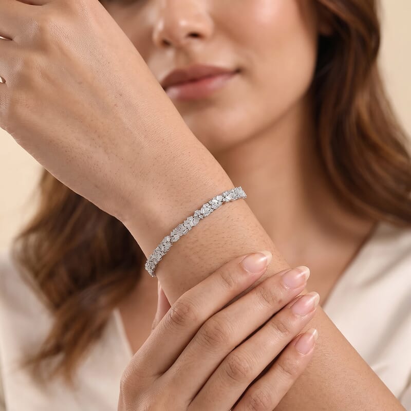 Luxuriant Lab Grown Diamond G-H SI 4.00 ctw Matrix Link Bracelet in Rhodium Over Sterling Silver (6.50 In)
