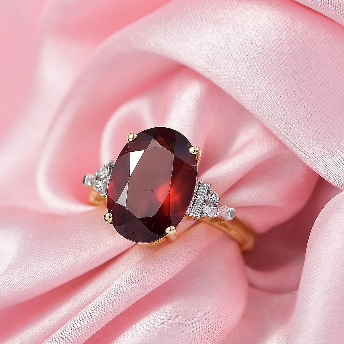 Doorbuster AAA Ceylon Honey Garnet and Luxuriant Lab Grown Diamond G-H SI Flame of Passion 6.65 ctw Ring in 18K Vermeil Yellow Gold Over Sterling Silver (Size 7.0) image number 1