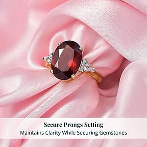 AAA Ceylon Honey Garnet, Lab Grown Diamond of Passion Ring in 18K Vermeil YG Over Sterling Silver 7.65 ctw (Size 7.0)