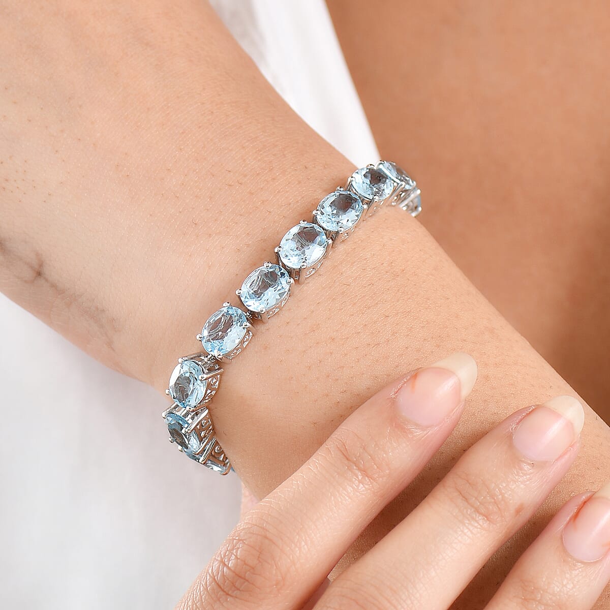 Doorbuster EverTrue Sky Blue Topaz 40.65 ctw Vintage Romance Bracelet in Platinum Bond (7.25 In) image number 2