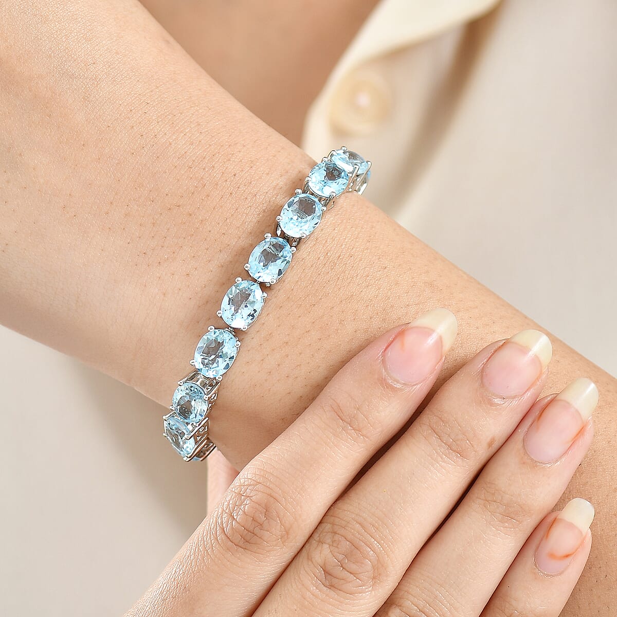 EverTrue Sky Blue Topaz 44.10 ctw Vintage Romance Bracelet in Platinum Bond (8.00 In) image number 2