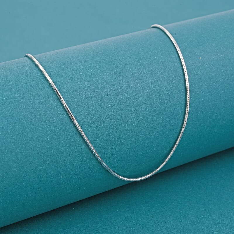 Diamond-cut Snake Necklace in Rhodium Over Sterling Silver 4.30 Grams 24 Inches