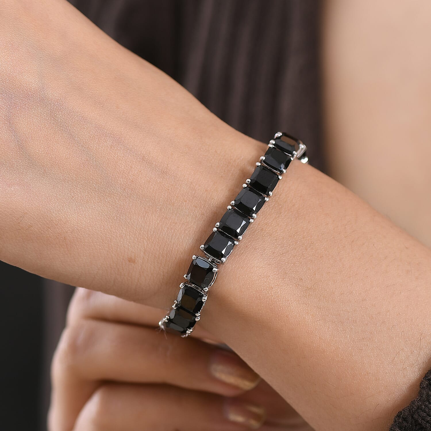 6.5 Inches - Product card gallery slide 3 (10146533376283)