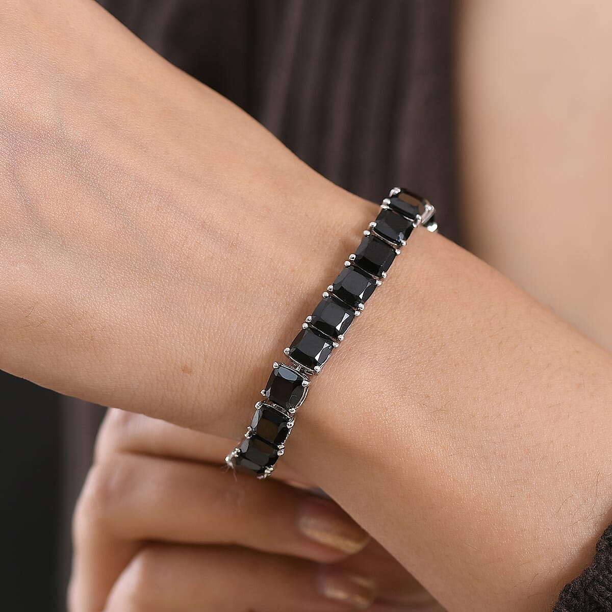 EverTrue Thai Black Spinel 39.80 ctw Royal Midnight Tennis Bracelet in Platinum Bond (6.50 In) image number 2