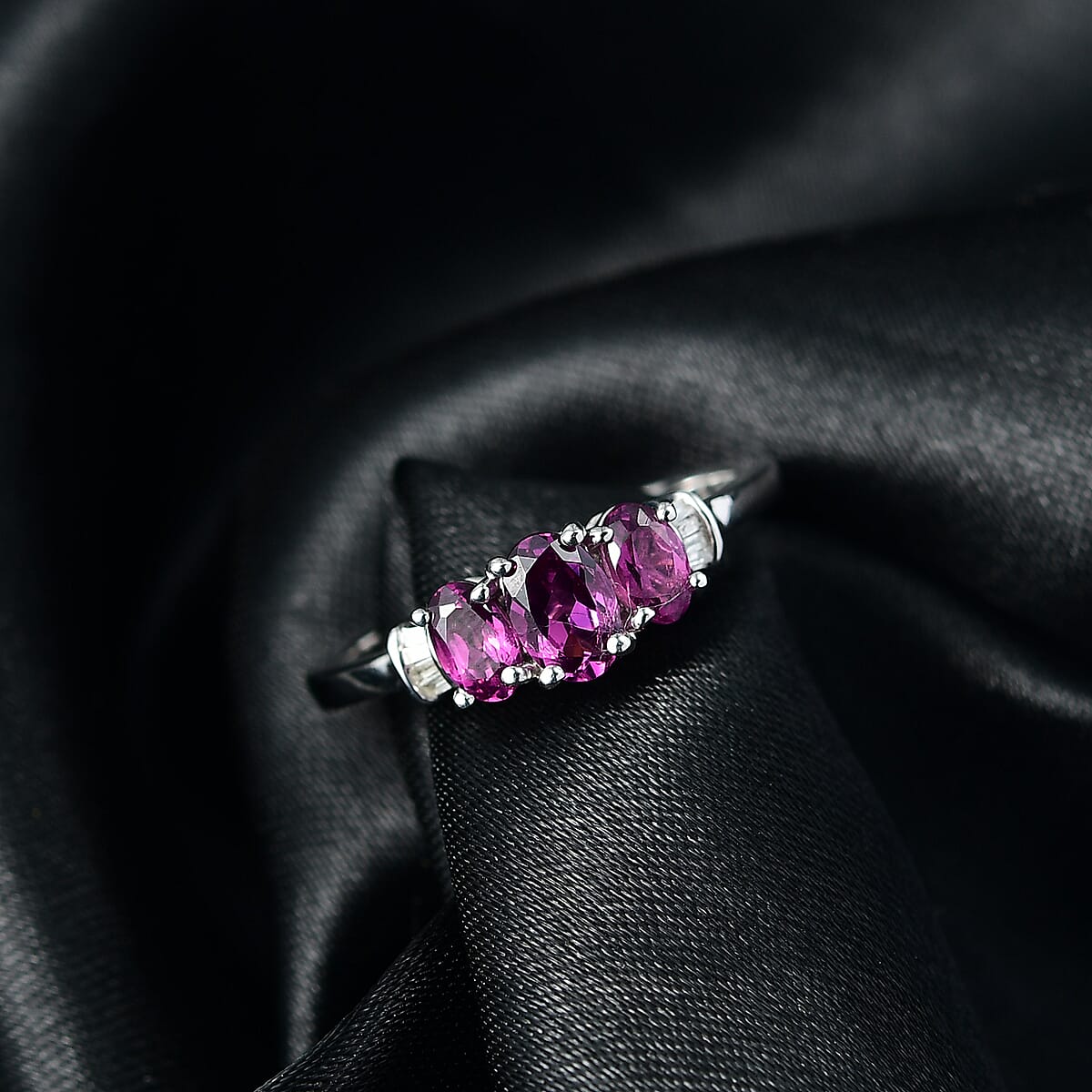 D'Joy Radiant Ember Garnet, Diamond Ring in Rhodium Over Sterling Silver 1.20 ctw (Size 6.0) image number 1