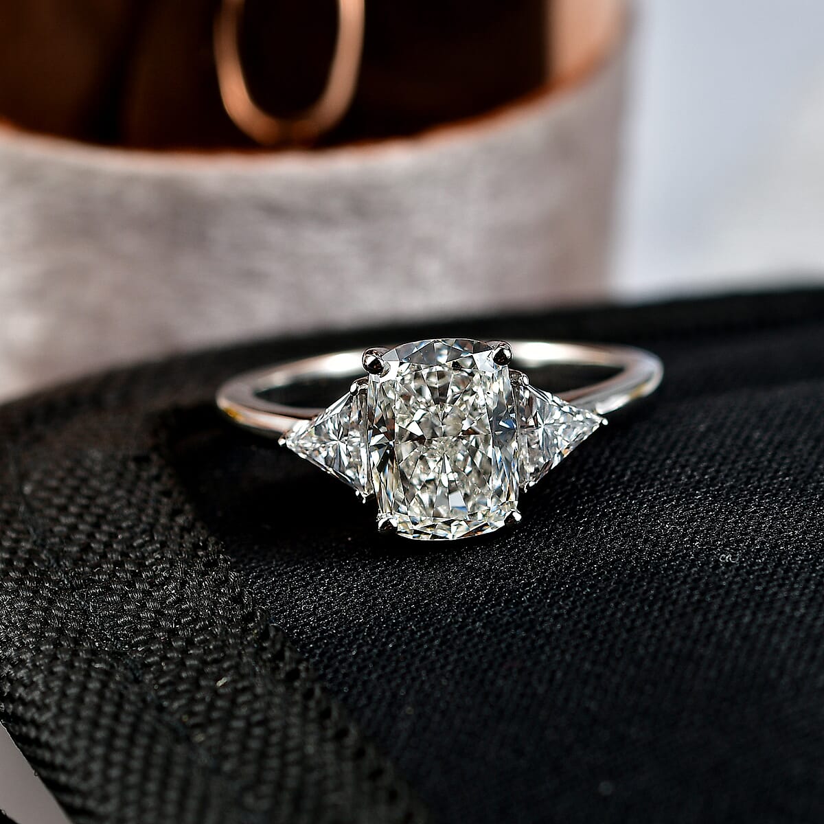 Luxuriant Lab Grown Diamond E-F VS 2.50 ctw Ring in 950 Platinum (Size 6.0) 4.26 Grams image number 1