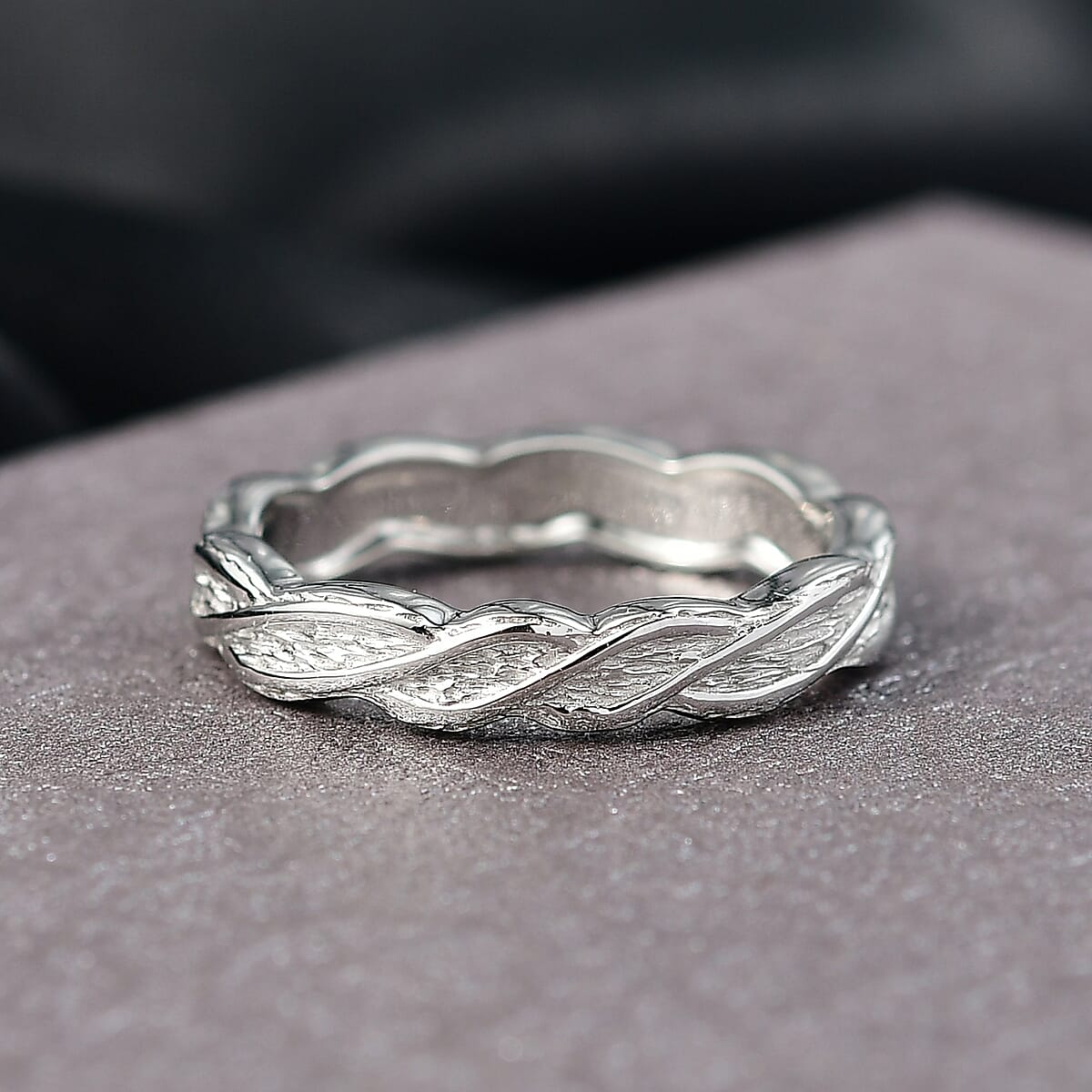 Rhapsody Band Ring in 950 Platinum (Size 9.0) image number 1