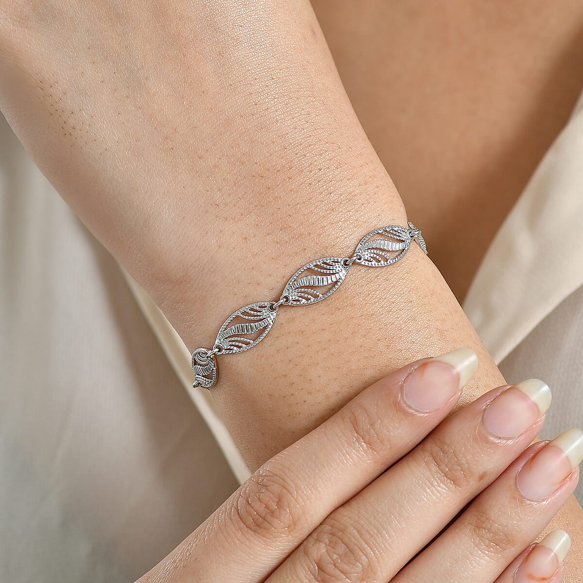 Rhapsody Bracelet in 950 Platinum (8.00 In) 11.40 Grams image number 2