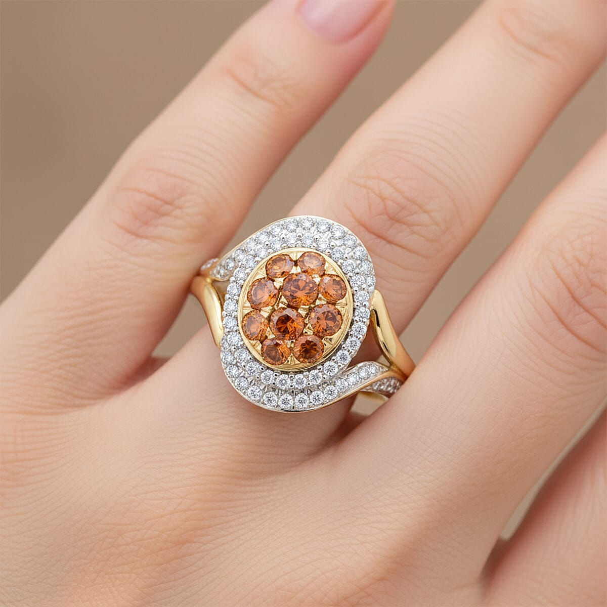 Modani Fire Orange Diamond 1.00 ctw Ring in 10K Yellow Gold (Size 7.0) 4.65 Grams image number 2
