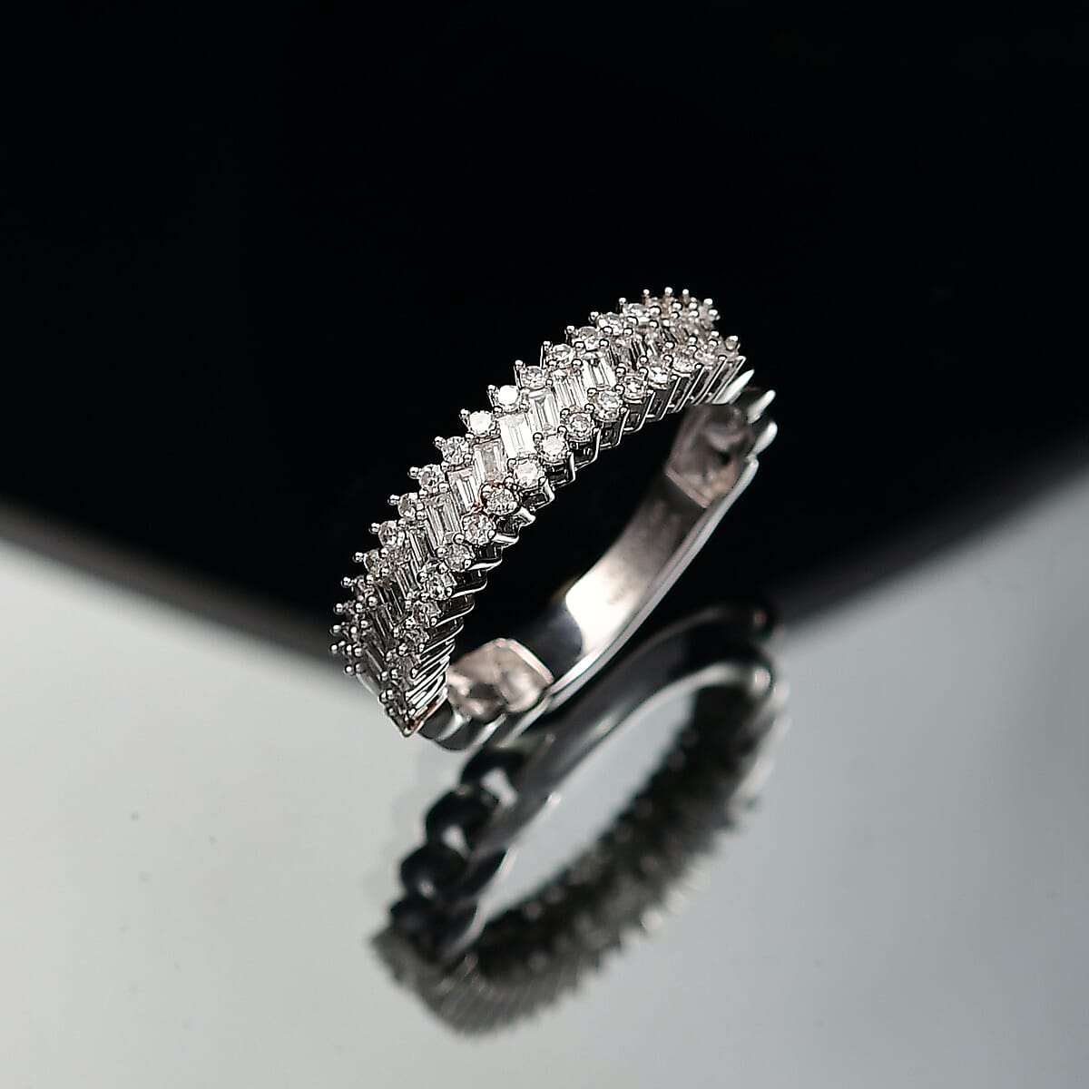 Luxuriant Lab Grown Diamond G-H SI 0.50 ctw Eternal Weave Ring in Rhodium Over Sterling Silver (Size 7.0) image number 1