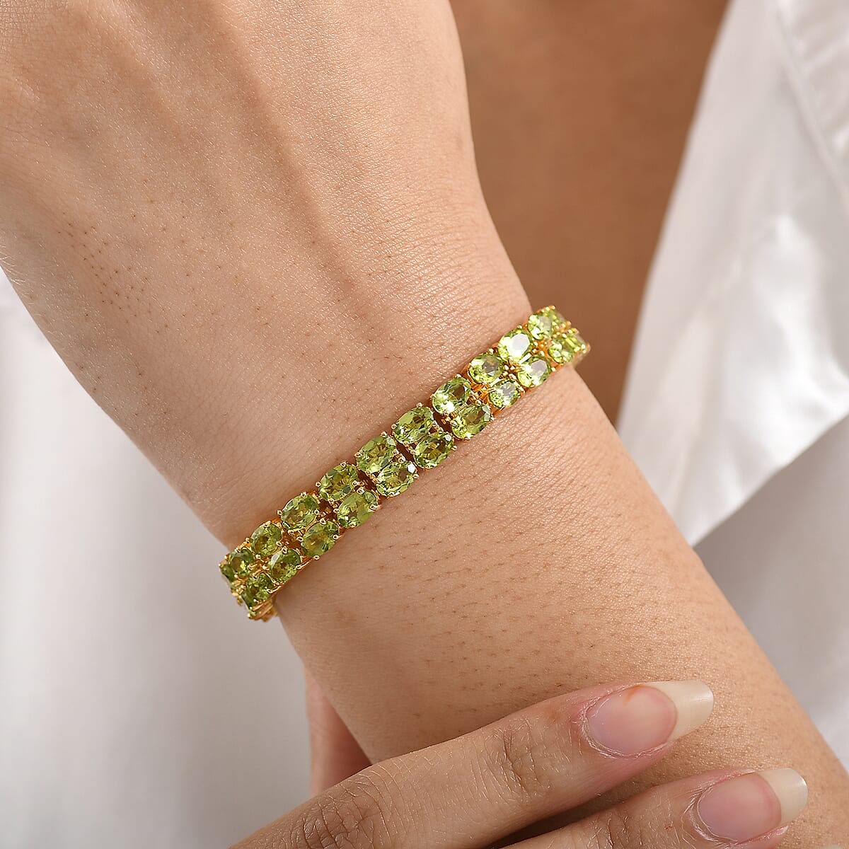 EverTrue Hebei Peridot 23.60 ctw Bracelet in 18K Yellow Gold Plated (6.50 In) image number 2