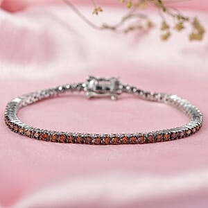 Luxuriant Lab Grown Red Diamond (IR) SI 3.30 ctw Scarlet Glow Bracelet in Rhodium Over Sterling Silver (7.25 In)