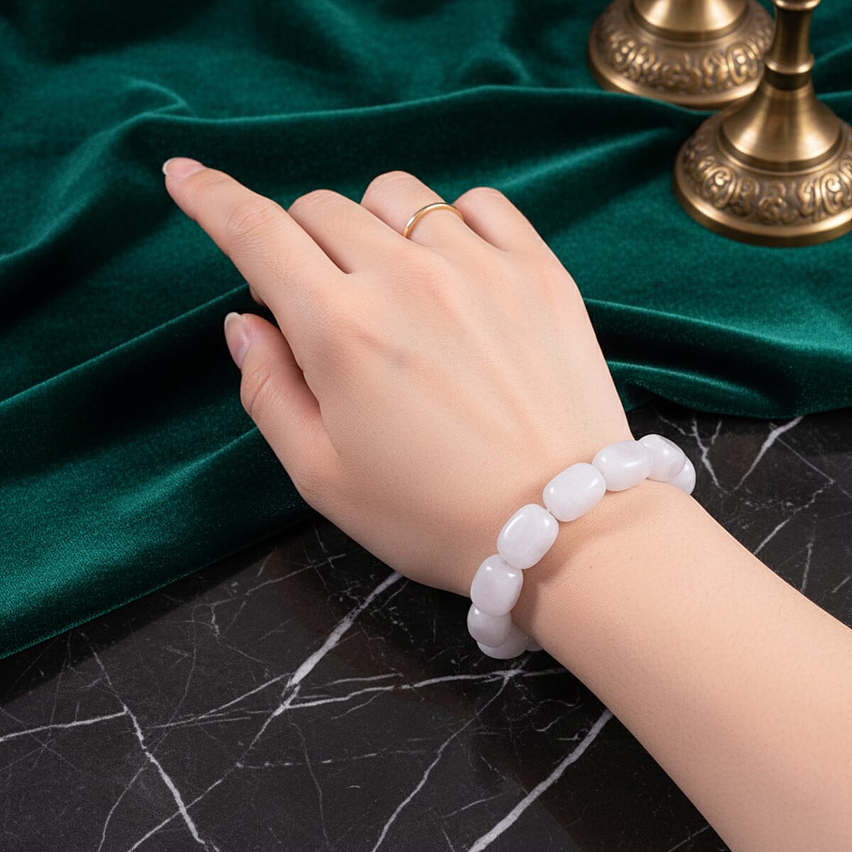 Doorbuster D'Joy Natural Jade 200.00 ctw Cushion Beaded Stretch Bracelet (6.50-7.0In) image number 2