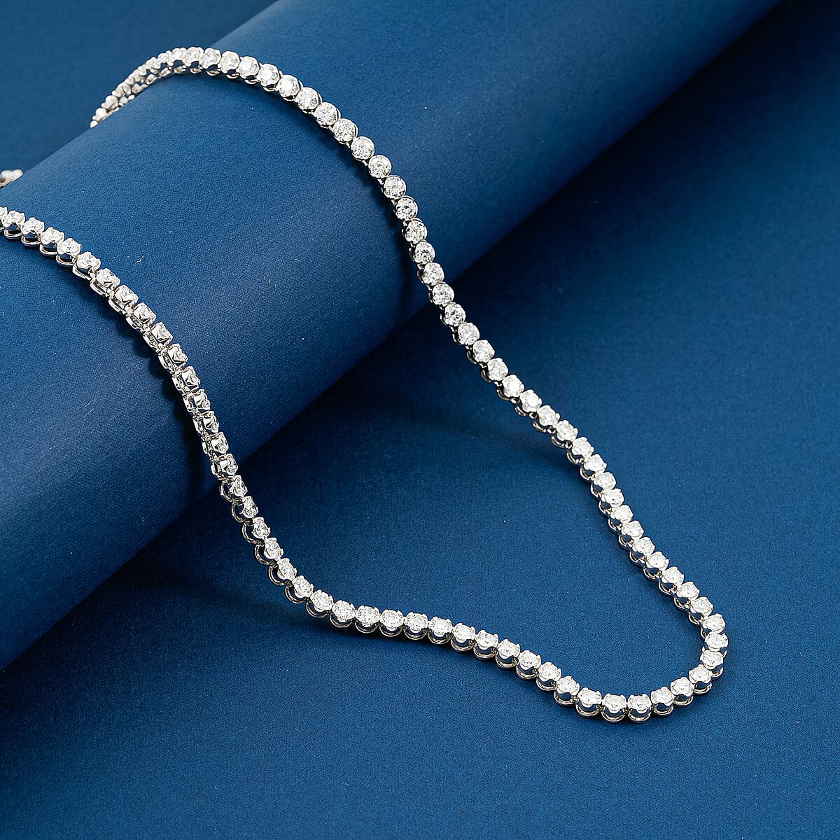 Doorbuster Luxuriant Lab Grown Diamond F VS1 10.35 ctw Necklace in Sterling Silver 18 Inches image number 1