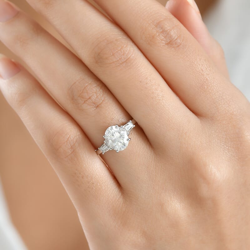  D'Joy Moissanite 2.25 ctw Art Deco Ring in Rhodium Over Sterling Silver (Size 6.0)
