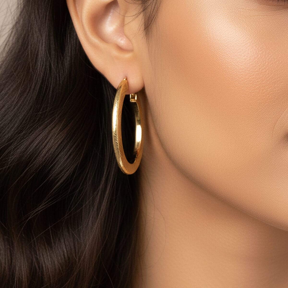 30mm Diamond-cut Hoop Earrings in 14K Yellow Gold Over Sterling Silver 3.10 Grams image number 2