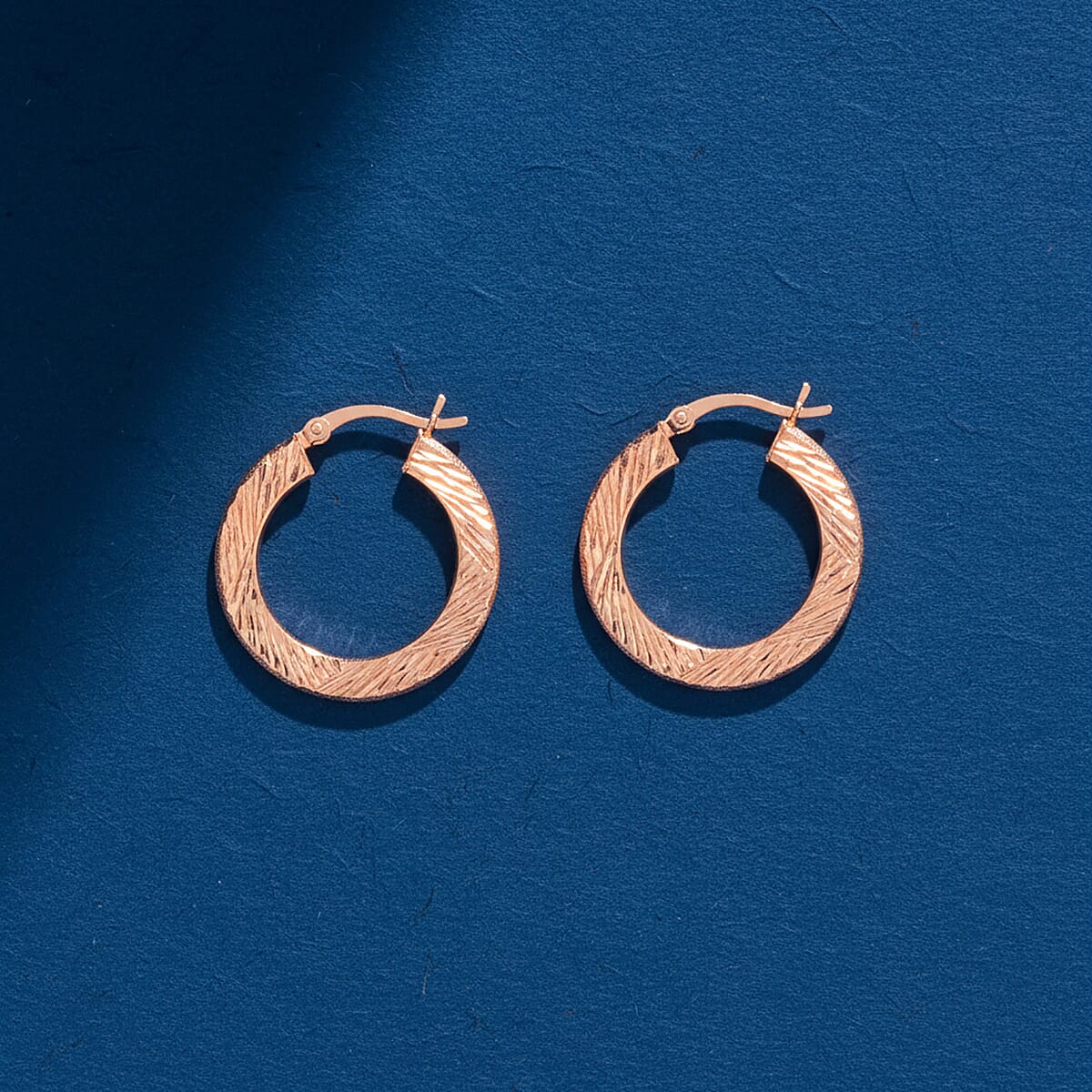 30mm Diamond-cut Hoop Earrings in 14K Rose Gold Over Sterling Silver 3.10 Grams image number 1