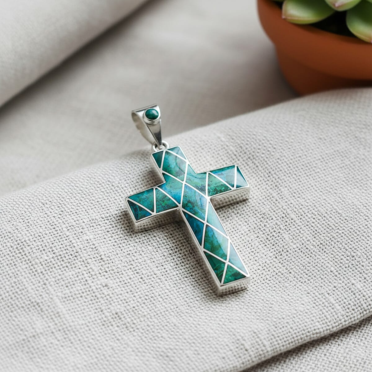 Peruvian Artistry Multi Gemstone 15.20 ctw Green Sandoval Big Cross Pendant in Sterling Silver image number 1