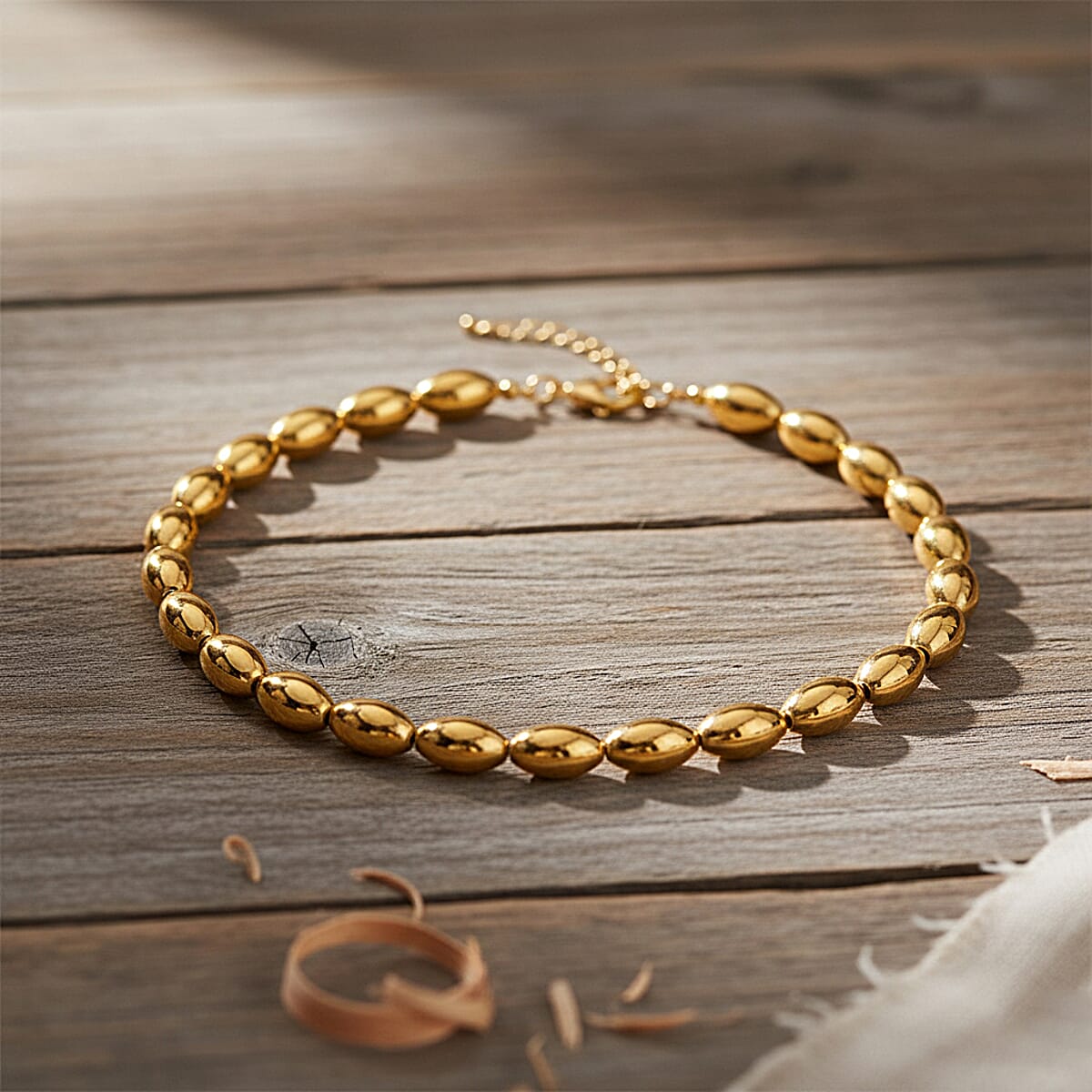 Doorbuster Beaded Chain Necklace in Goldtone 20-22 Inches image number 1