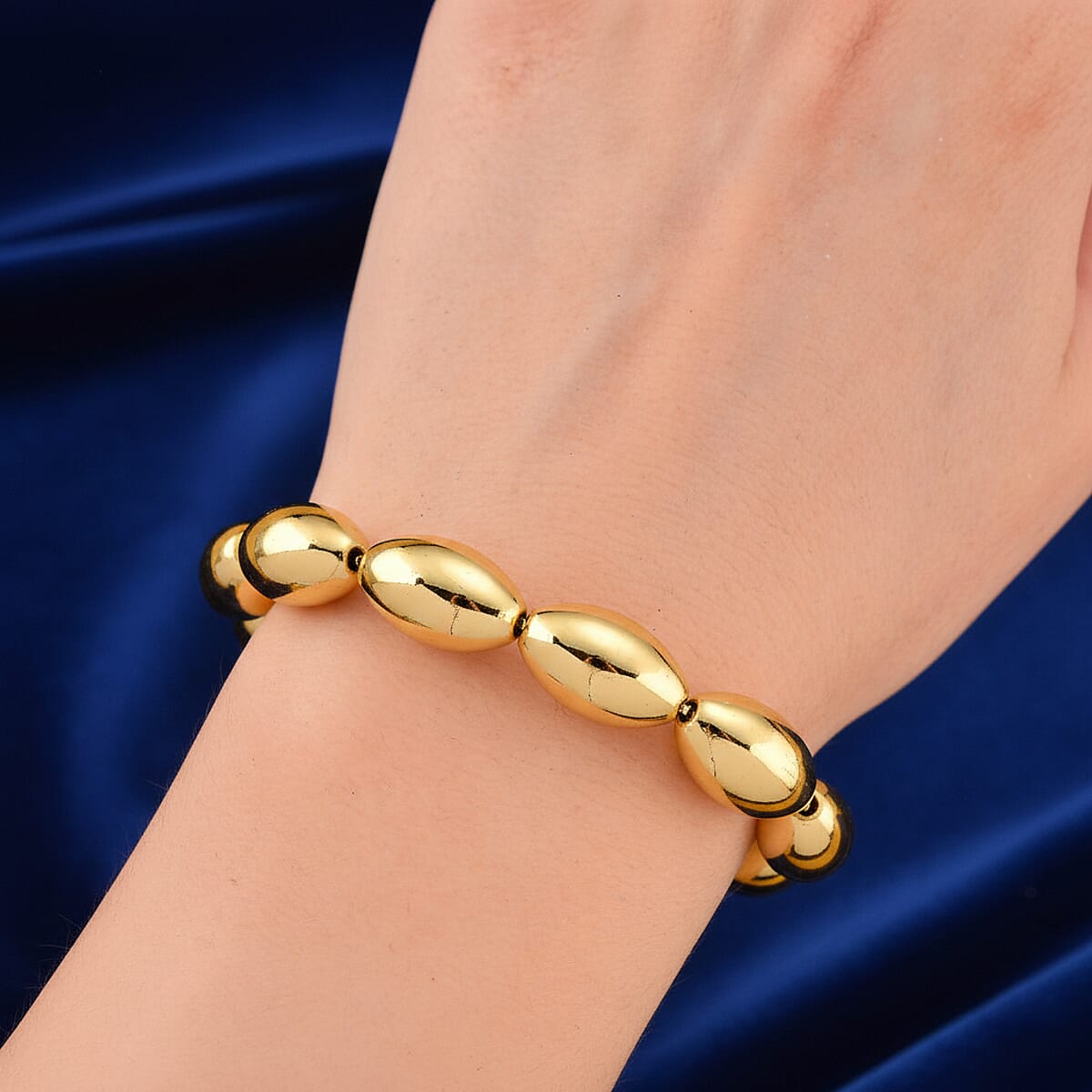 Doorbuster Beaded Chain Bracelet in Goldtone (6.0-9.0In) image number 2