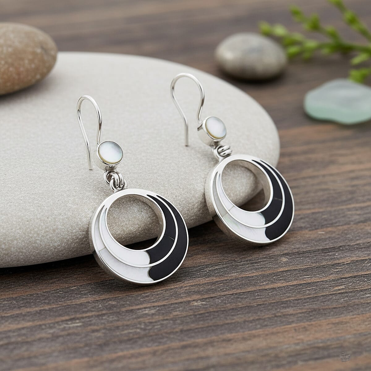 Peruvian Artistry Multi Gemstone 5.00 ctw Black and White Delia Circle Earrings in Sterling Silver image number 1