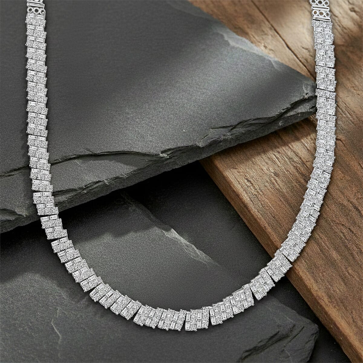 Doorbuster Luxuriant Lab Grown Diamond G-H SI 5.00 ctw Celestial Duality Necklace 18 Inches in Rhodium Over Sterling Silver (Del. in 10-12 Days) image number 1