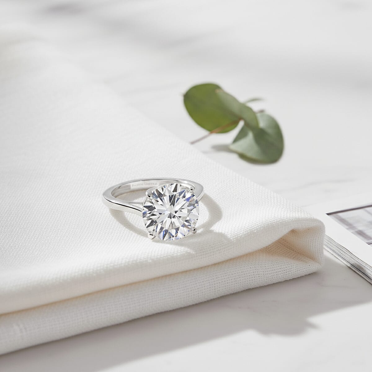 Doorbuster IGI Certified Luxuriant Lab Grown Diamond E-F VS 5.00 ctw Ring in 950 Platinum (Size 7.0) image number 1