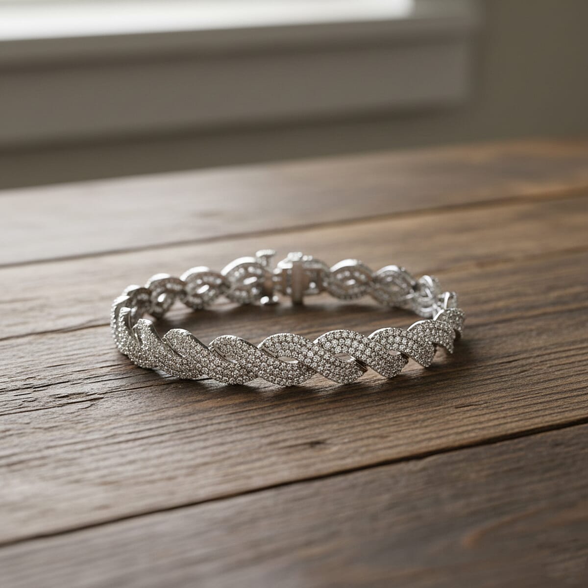 Doorbuster Lab Grown Diamond I1-I2 5.20 ctw Intertwined Destiny Bracelet in Rhodium Over Sterling Silver (8.00 In) (Del. in 10-12 Days) image number 1