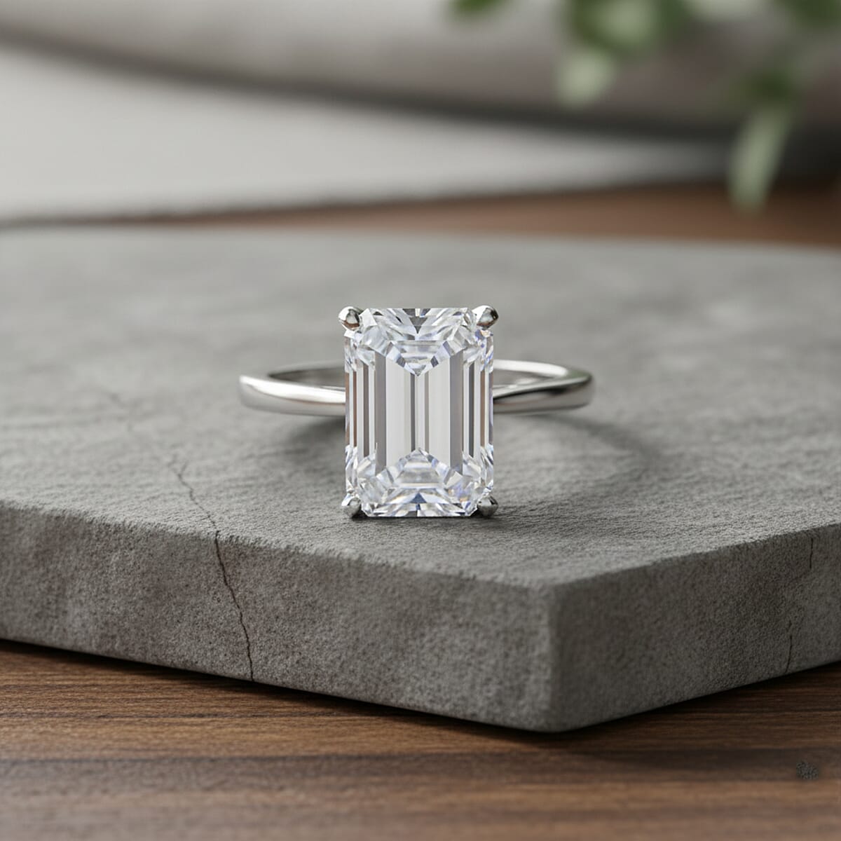 Doorbuster IGI Certified Luxuriant Lab Grown Diamond E-F VS 5.00 ctw Solitaire Ring in 950 Platinum (Size 6.0) 5.60 Grams image number 1