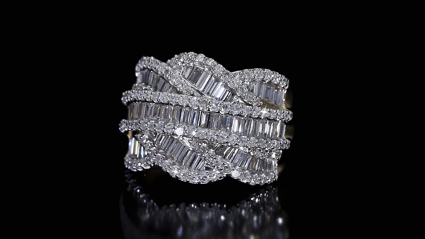 Luxuriant Lab Grown Diamond (G-H, SI) Ring in Rhodium Over Sterling Silver (Size 10.0) 3.00 ctw
