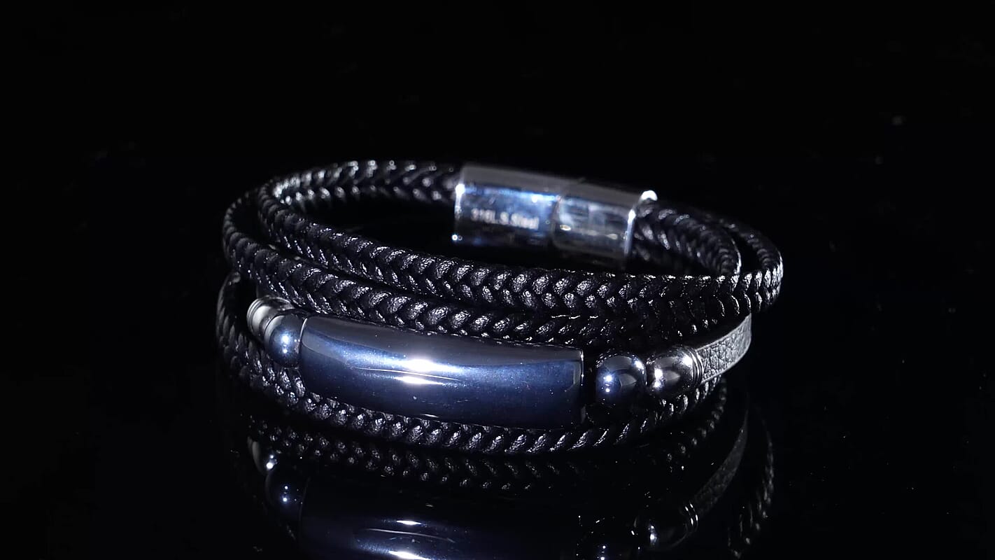 Terahertz Leather Bracelet in Stainless Steel (7.50 In) 85.00 ctw