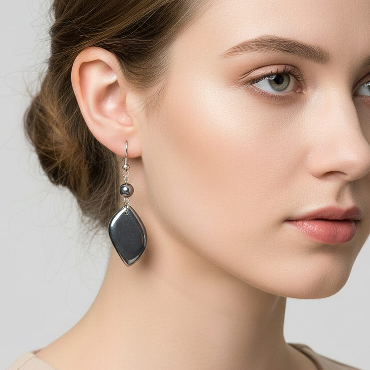 Terahertz 30.00 ctw Fancy Teardrop Earrings in Stainless Steel image number 2