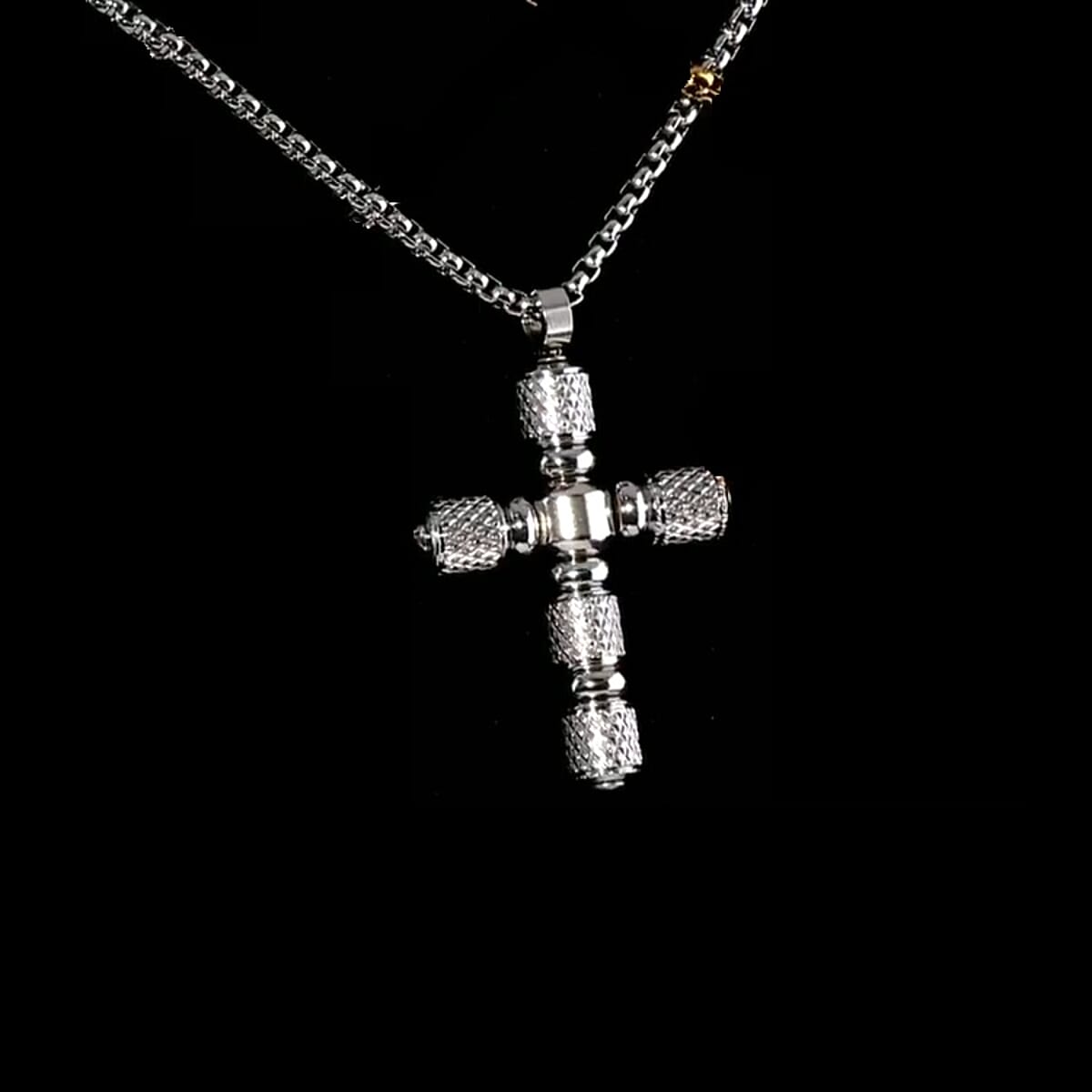Cross Pendant Necklace in Stainless Steel 20 Inches image number 1