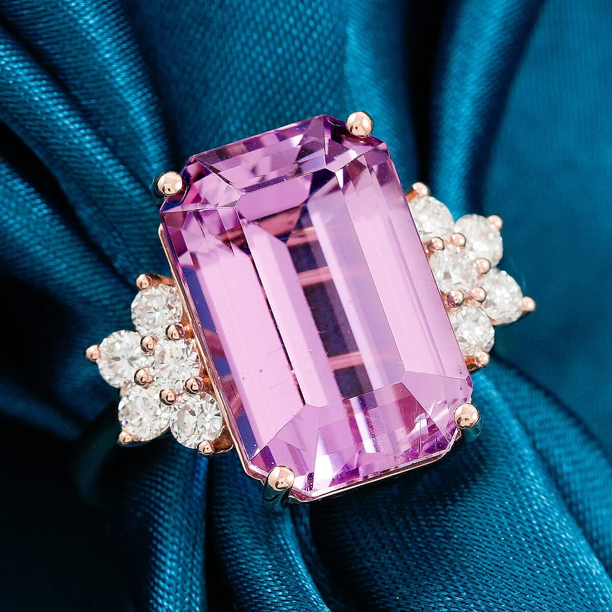 Certified & Appraised 10K Rose Gold AAA Martha Rocha Kunzite, Luxuriant Lab Grown Diamond (E-F, VS) (0.57 cts) Ring (Size 9.5) 10.00 ctw image number 1