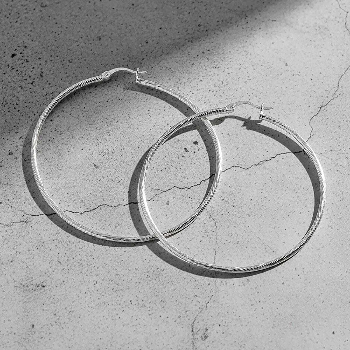 Twisted Lines Hoop Earrings in Sterling Silver 6.2 Grams image number 1