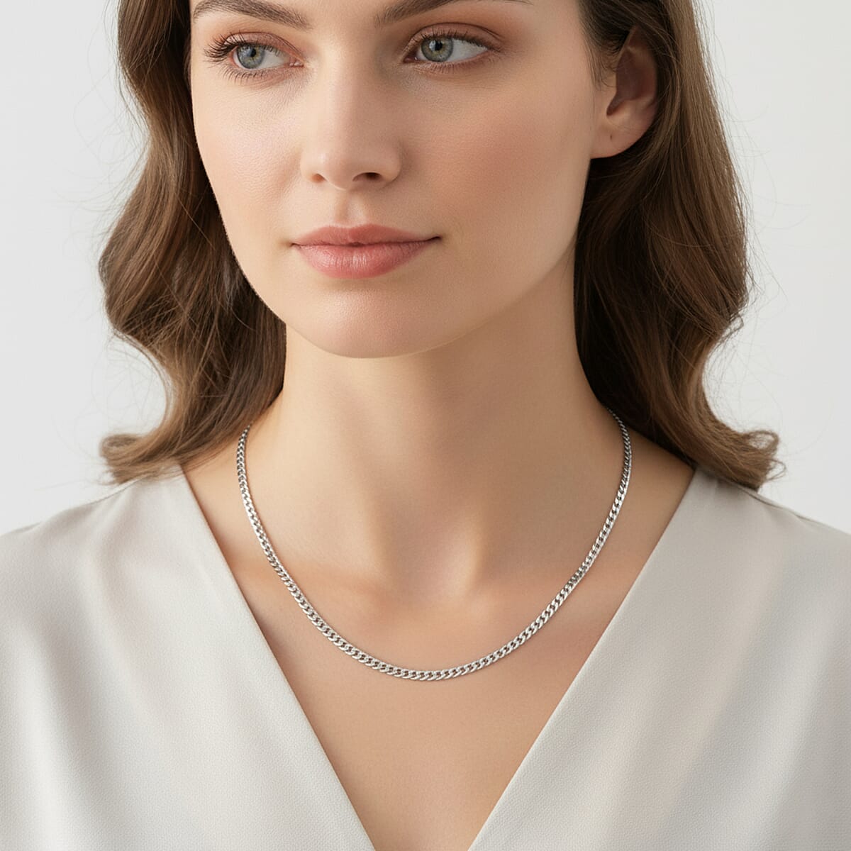 Flat Curb Chain Necklace in Sterling Silver 6 Grams 18 Inches image number 2