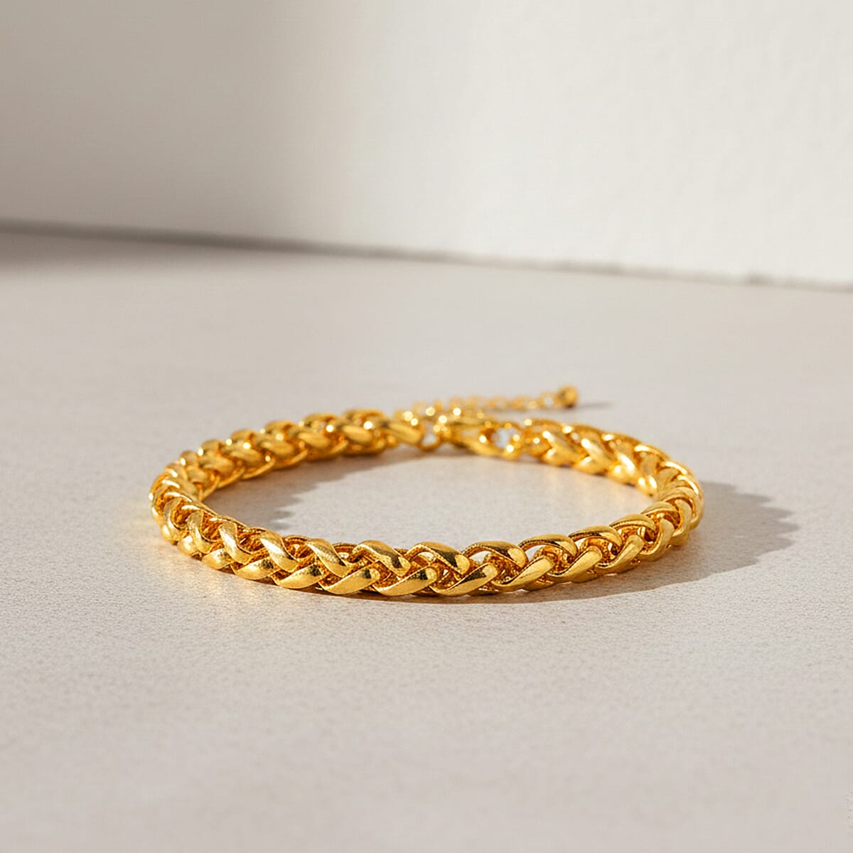 Rope Chain Bracelet in Goldtone (7.5-9.5In) (8.25 In) image number 1
