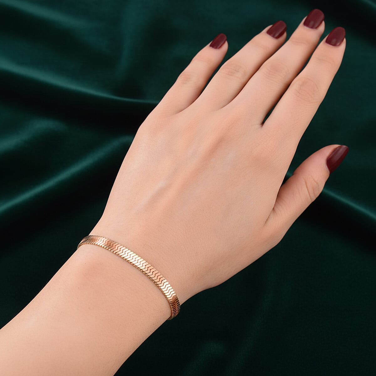 Snake Chain Bracelet in ION Plated RG Stainless Steel (7.0-8.0In) image number 2