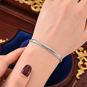 Snake Chain Bracelet in Stainless Steel (7.0-8.0In)