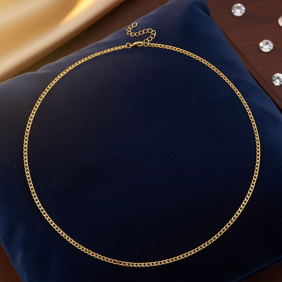 Curb Chain Necklace in ION Plated YG Stainless Steel 24-26 Inches image number 1