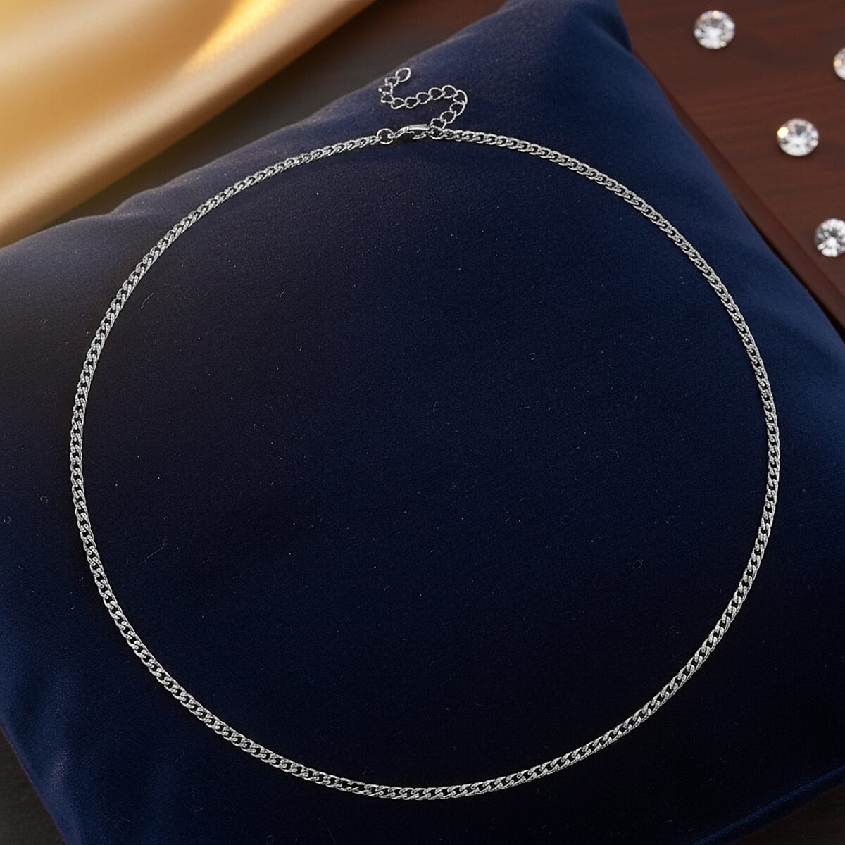 Curb Chain Necklace in Stainless Steel 24-26 Inches image number 1