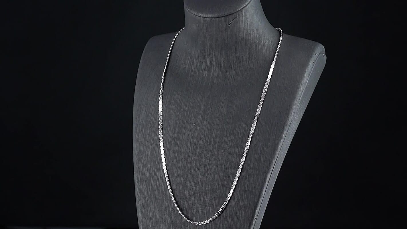 Smooth Curved Twist Chain Necklace in Stainless Steel (24-26 Inches)