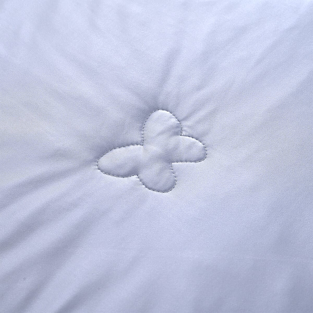 Livmore Blue Nylon and Spandex Silk Quilt image number 5