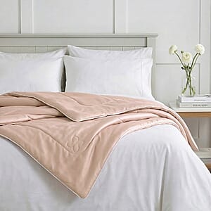 Livmore Beige Nylon and Spandex Silk Quilt