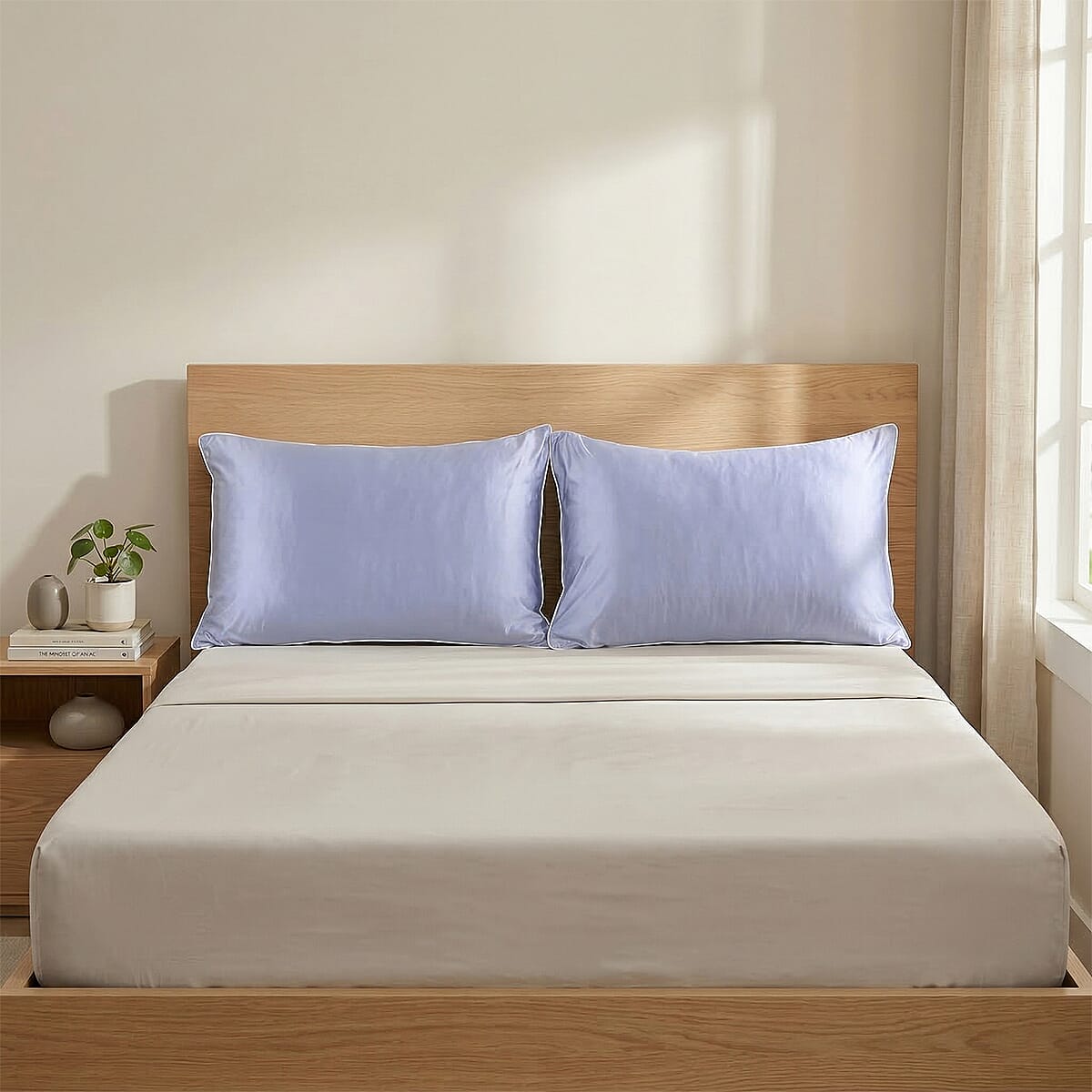 Livmore Set of 2 Blue Nylon and Spandex Cooling Pillowcase image number 3